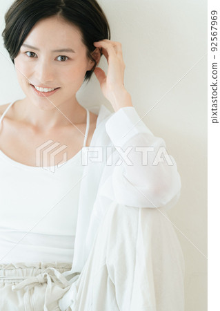 天生麗質的女人 92567969