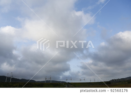 Operate the drone 92568176