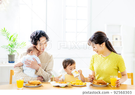 Family dining table Family dining table 92568303