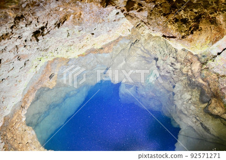 Oita Prefecture Inazumi Underwater Cave Oita Prefecture Inazumi Underwater Cave 92571271