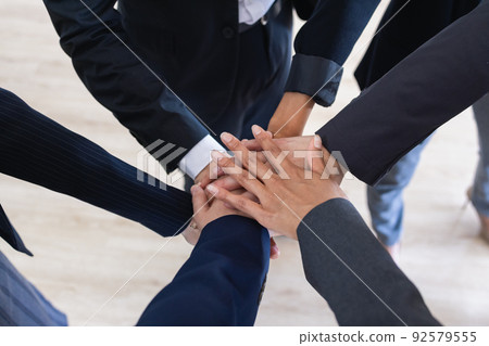 Business team unity 92579555