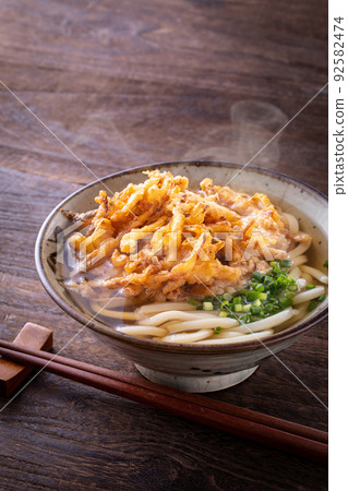 Kakiedake udon noodles 92582474