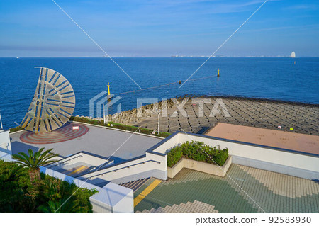 From the Umihotaru parking area observation deck in Kisarazu City, Chiba Prefecture, toward Kawasaki 92583930