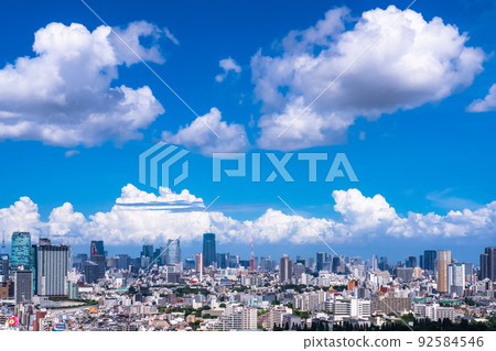 《Tokyo》 Tokyo city image ・ Summer sky 《Tokyo》 Tokyo city image ・ Summer sky 92584546