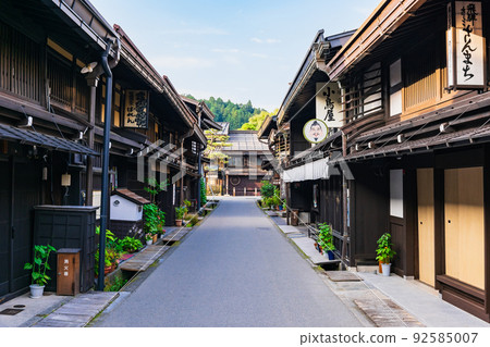 飛Tak高山老城區景觀 92585007