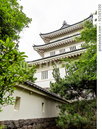 初夏押志城的風景:築地城牆與砲塔和鋸齒狀 初夏押志城的風景:築地城牆與砲塔和鋸齒狀 92585200