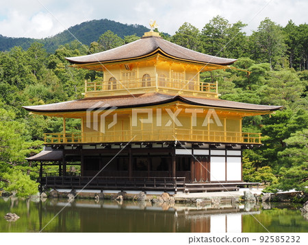 夏季更換金閣寺茅草屋頂後 夏季更換金閣寺茅草屋頂後 92585232