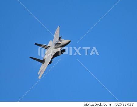 F-15 鷹式戰鬥機機動飛行 92585438