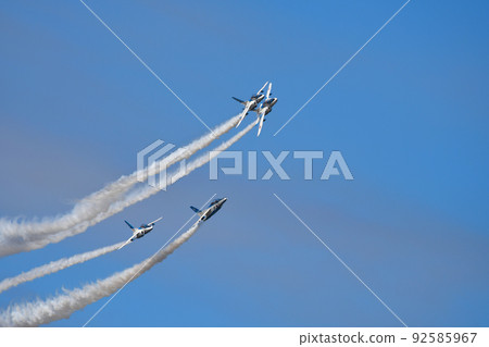 T-4 Blue Impulse 特技飛行精彩紛呈 92585967