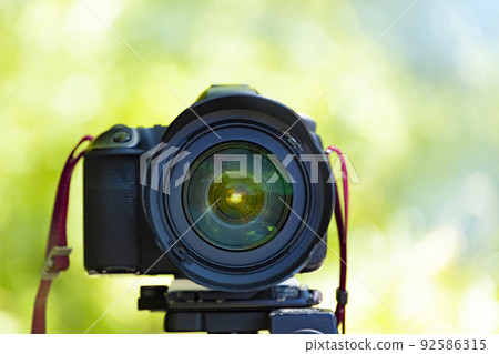 Camera and lens Camera and lens 92586315