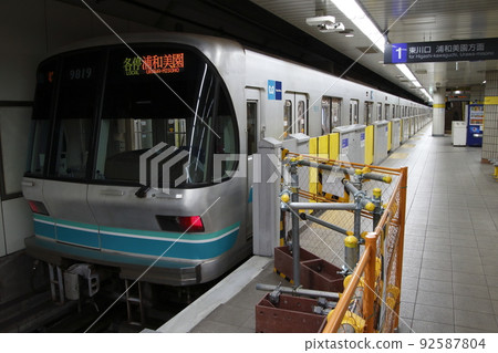 [SR24] Saitama Kosoku Railway Tozuka-Angyo Station (Nanboku Line 9000 series train) 92587804