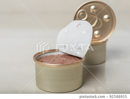 Pet food in the form of pate. Pet food in the form of pate. 92588933
