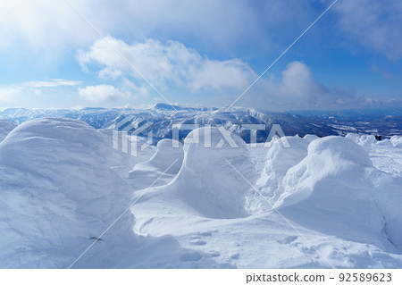 Hakkoda Mountains in winter, Japan's three major rime snow monsters, Aomori sightseeing Hakkoda Mountains in winter, Japan's three major rime snow monsters, Aomori sightseeing 92589623