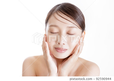Beautiful woman 92590944