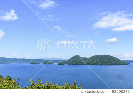 View from Lake Toya Sobetsu Park 92600273