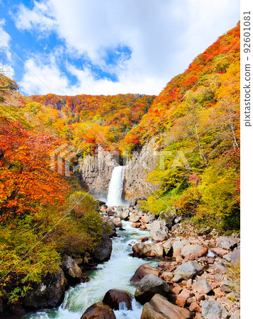 Naena Waterfall (Autumn) 92601081