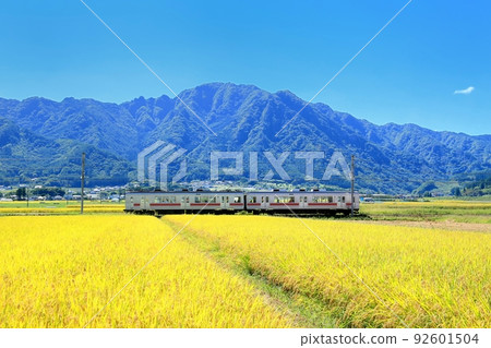 秋天的鹽田平原和獨光山 92601504