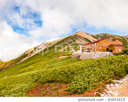 Mt. Yakushidake and Mt. Yakushidake mountain hut in Toyama prefecture 92601619