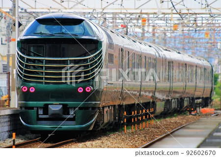 Sanyo Main Line Kurashiki Station Series 87 "TWILIGHT EXPRESS Mizukaze" 92602670