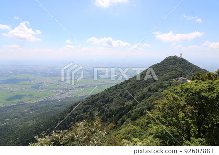從茨城縣筑波山女體山山頂眺望南台山 92602881