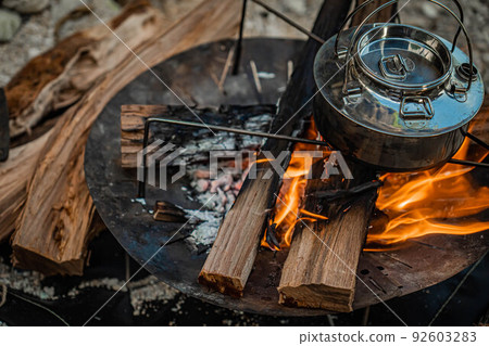 Bonfire Bonfire Camp Kettle Camping Tools Rough Flame Red 92603283