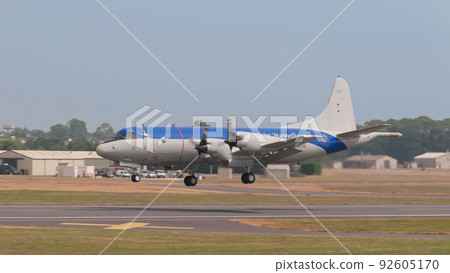 德國海軍航空 100 週年彩繪 P-3C 獵戶座起飛 92605170