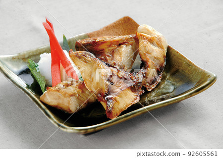 鹽烤鰤魚鐮刀 92605561