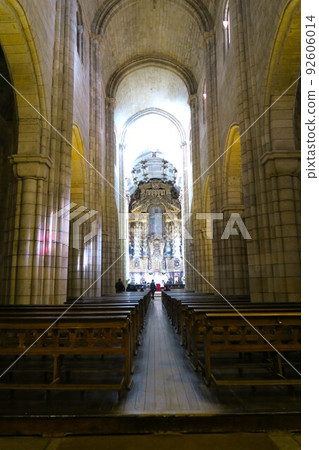 Cathedral of the historic center of Porto 92606014