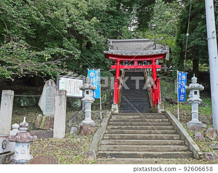 Monobe Shrine (Fuefuki) 92606658