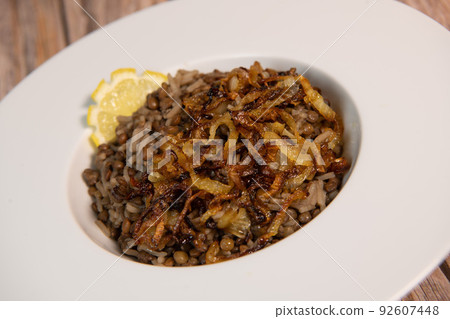 VEGAN LEBANESE LENTILS WITH GOLDEN ONIONS AND RICE RECIPE , MDARDARA B'RIZ VEGAN LEBANESE LENTILS WITH GOLDEN ONIONS AND RICE RECIPE , MDARDARA B'RIZ 92607448