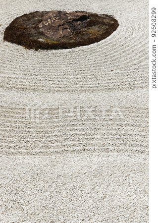 Dry garden rocks and sand crests 92608299