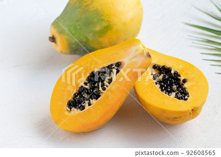 Papaya when it's ready to eat Papaya when it's ready to eat 92608565