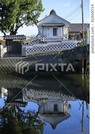 伊豆松崎町的生子城牆及周邊建築物 92609554