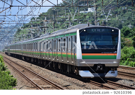 東海道本線二宮大磯JR東E233系列3000系列E-72編隊(Kouzu) 92610396