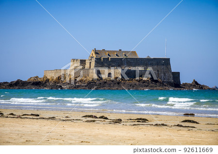 Fort National, beach and sea in Saint-Malo city, Brittany, France 92611669