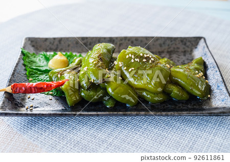 醃製烤辣椒 醃製烤辣椒 92611861