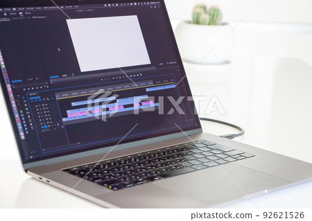 遠程工作 92621526