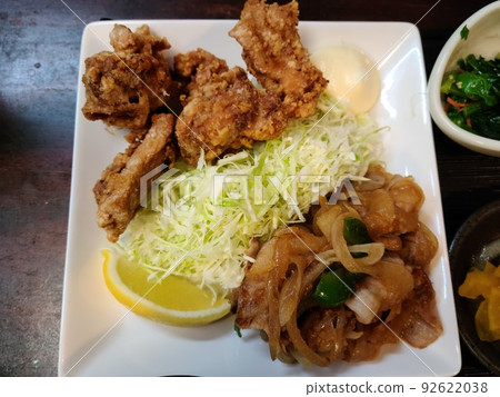 Fried chicken & ginger grilled set meal 92622038