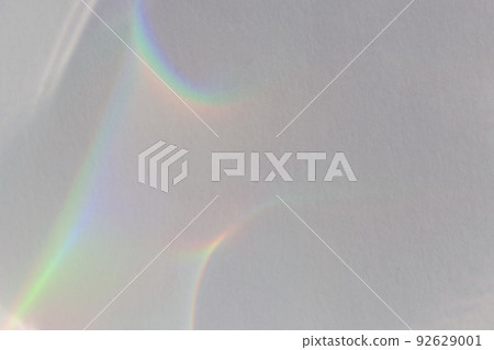 Abstract natural light refraction silhouette on water surface mock up.Caustic effect light refraction on white wall overlay photo mockup, blurred sun rays refracting through glass prism 92629001