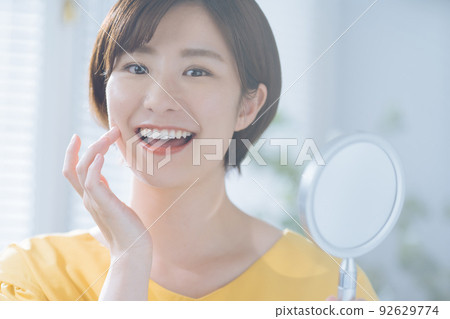 女性護膚微笑 92629774