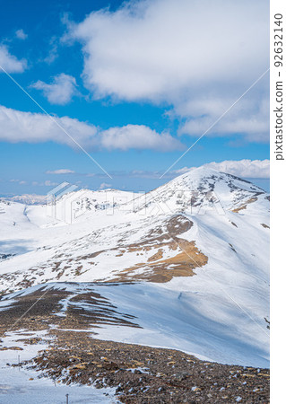 春天大雪山 春天大雪山 92632140