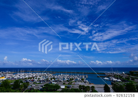 Okinawa's sea and sky Okinawa's sea and sky 92632158