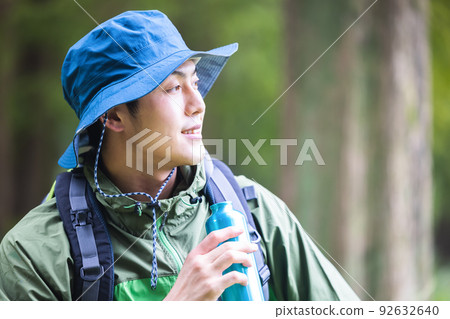 徒步旅行 92632640
