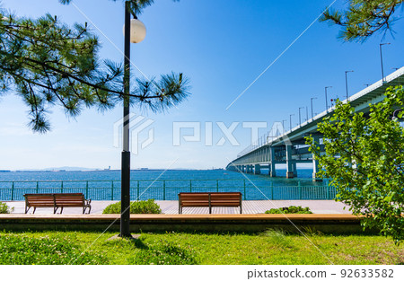 Kansai Airport Connecting Bridge and Rinku Park Bench 92633582