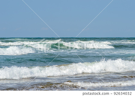Sea and waves Image of beautiful sea and waves Sea and waves Image of beautiful sea and waves 92634032