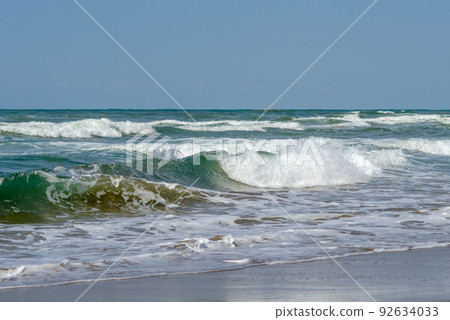 Sea and waves Image of beautiful sea and waves Sea and waves Image of beautiful sea and waves 92634033
