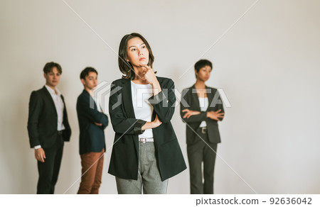 跨國公司：商業網站 92636042