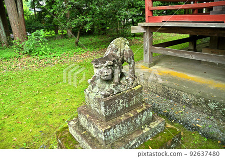 埼玉縣秩父市下吉田 武神社、祭祀殿守護犬 埼玉縣秩父市下吉田 武神社、祭祀殿守護犬 92637480