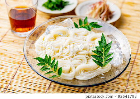 thin wheat noodles, somen, food 92641798
