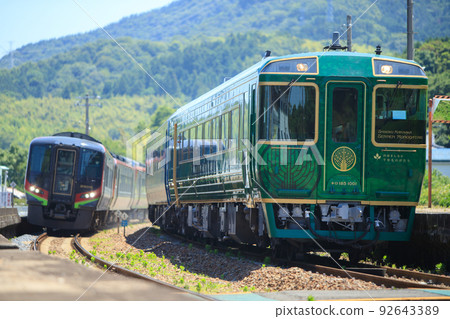 "Shikoku Mannaka Sennen Monogatari" (JR Shikoku) 92643389